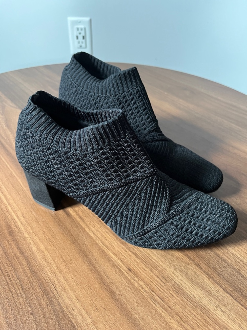 7MImpo Black Knit Block Heel Ankle Boots
